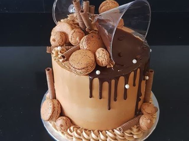 celebration-cakes (5)-kireth-ai
